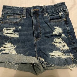 Curvy high rise shortie American eagle jeans size 6